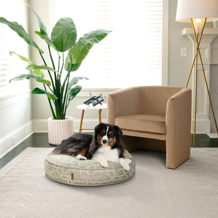 Tucker Murphy Pet™ Clotee Plush Lounger Dog Bed Wayfair Canada